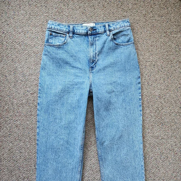 Abercrombie Ultra High Rise 90s Straight Jean Vintage Comfort Stretch Size 29 8 - Picture 3 of 7